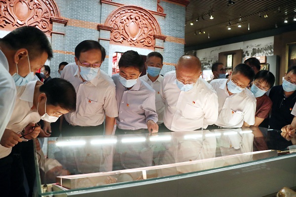 郝鹏、、、国资、、、央企、、、国资委、、、书记、、、主任、、、国企、、、企业刷新