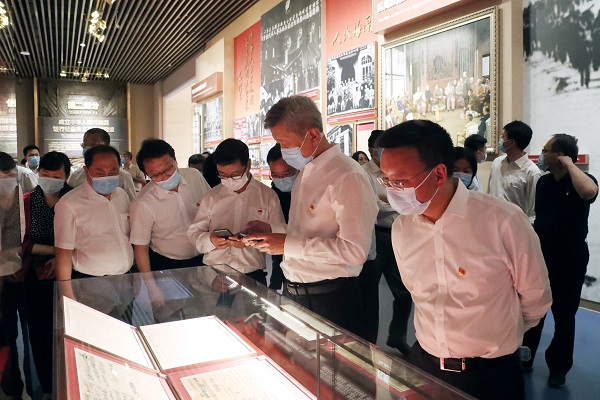 郝鹏、、、国资、、、央企、、、国资委、、、书记、、、主任、、、国企、、、企业刷新